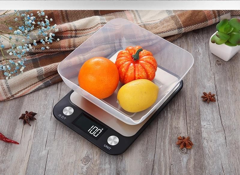 Digital Kitchen Scale with Thin Body Black White Color