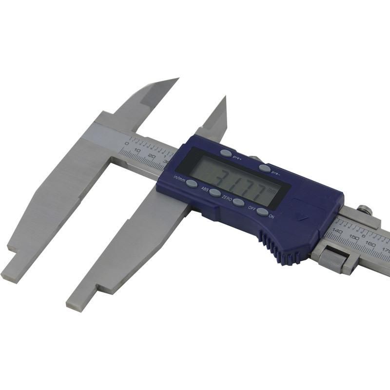 Digital Caliper with 100mm Deep Jaw 200mm Range