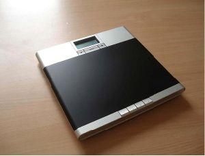 Smart Weight Tracking Electronic Weighing Bathroom Scale